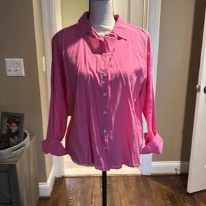 Velvet by graham and Spencer cotton button front shirt. Size xs.